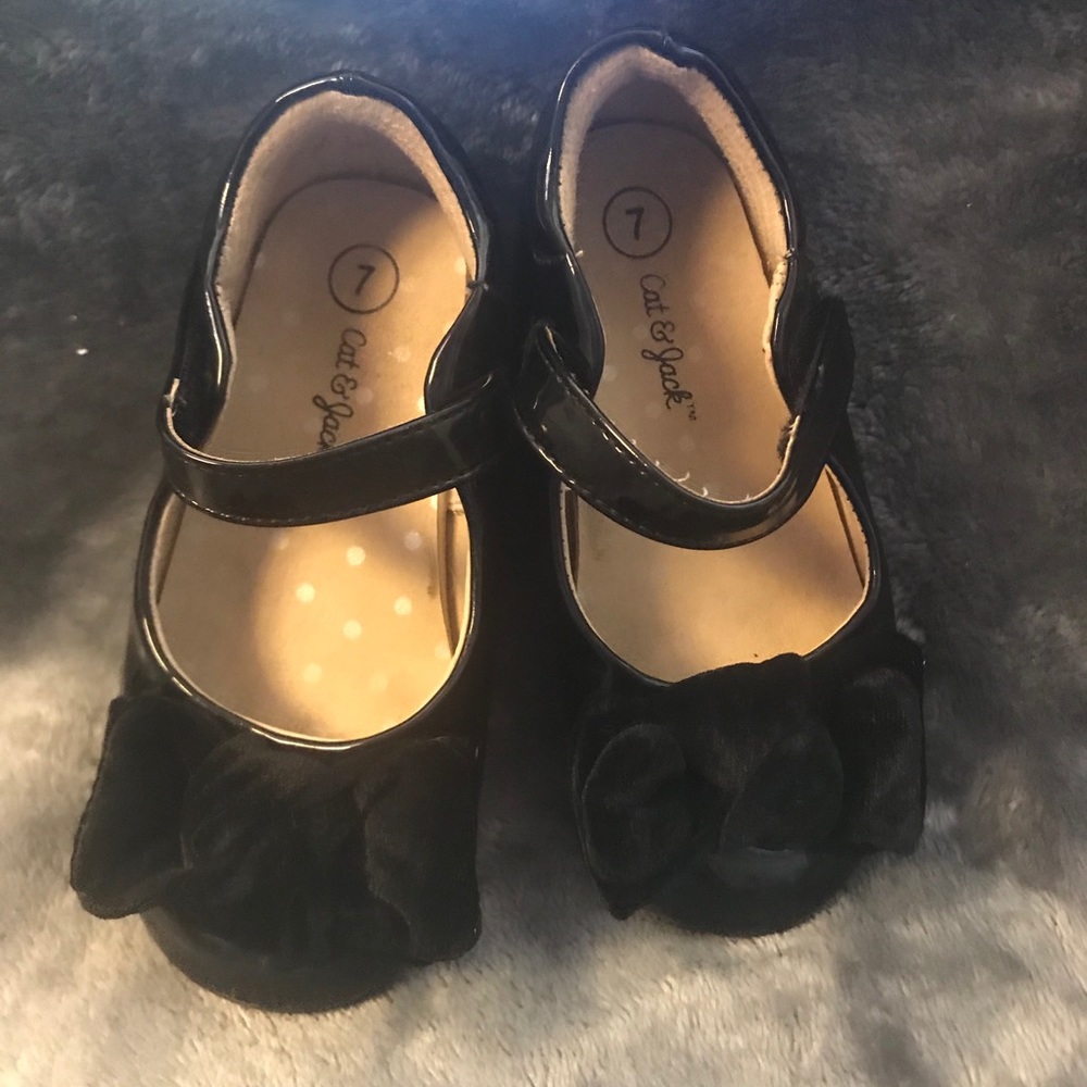 Cat & Jack Toddler girl dress shoes size 7